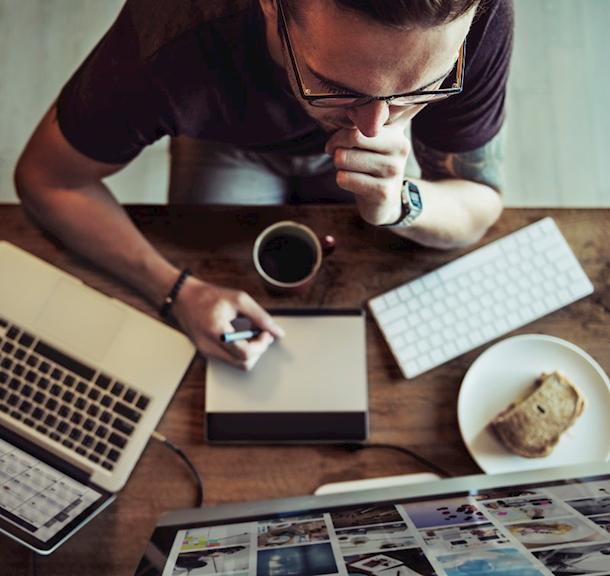Hey Freelance Writers, This is How You Should Decide Your Rates 