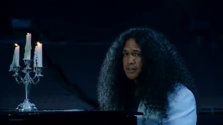 Head and Shoulders — "Deep Like Me" Troy Polamalu Commercial