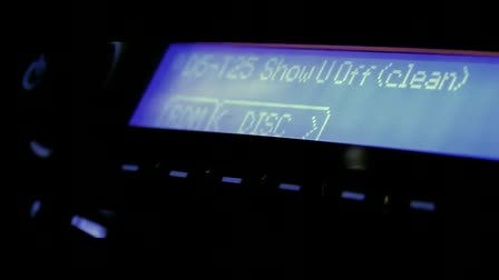 JCLEAR ft. MIKE WINANS JR. - SHOW U OFF / LET 'EM KNOW