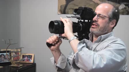 At the Bench: Zeiss CZ.2 70-200 Compact Zoom
