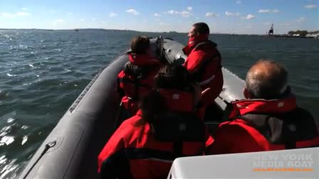 New York Media Boat / Adventure Sightseeing Tours