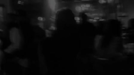 THE 3000 BAR