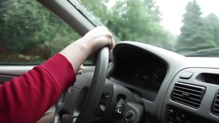 COM Presents a Review of the 2001 Toyota Corolla for Kelley Blue Book