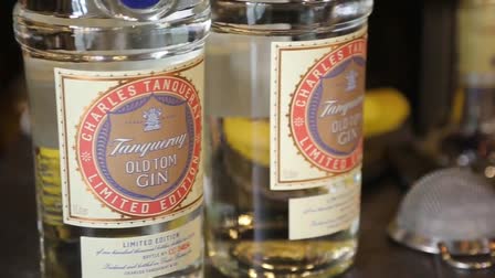 Spirit World - Crafting Cocktails: The Negroni
