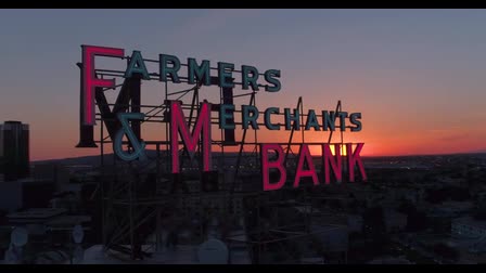 Farmers & Merchants Sign Campaign